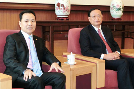 王国强局长接见安定门中医院刘文华院长