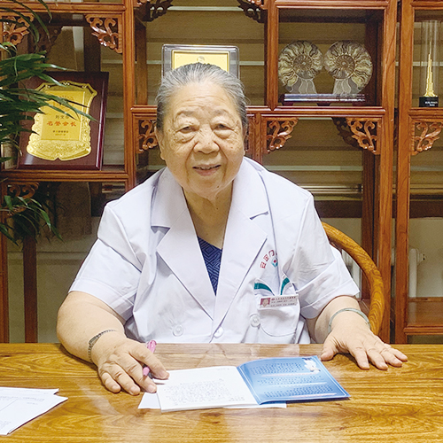 柯微君主任医师